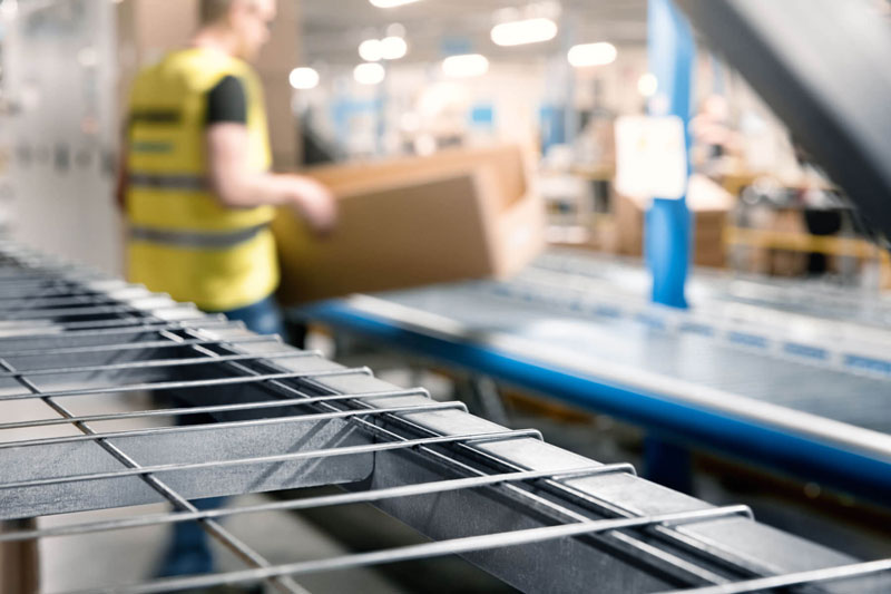 rafturi pentru comert online