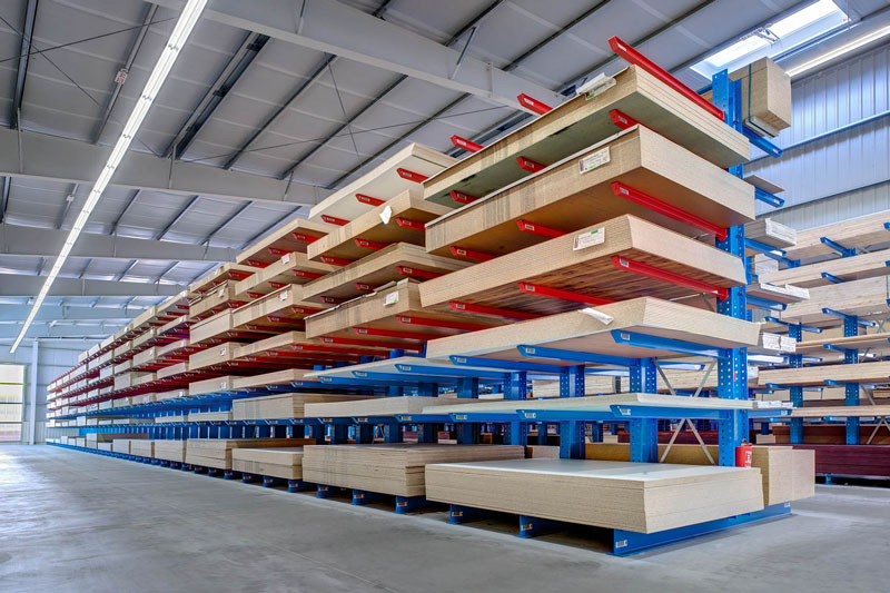 rafturi pentru materiale de constructii